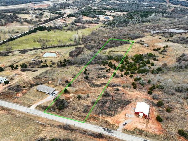 5701 S Henney Road, Choctaw, OK 73020