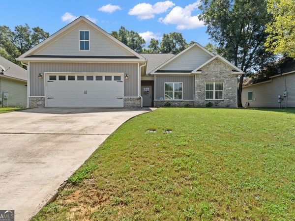 204 Dennard Drive, Perry, GA 31069