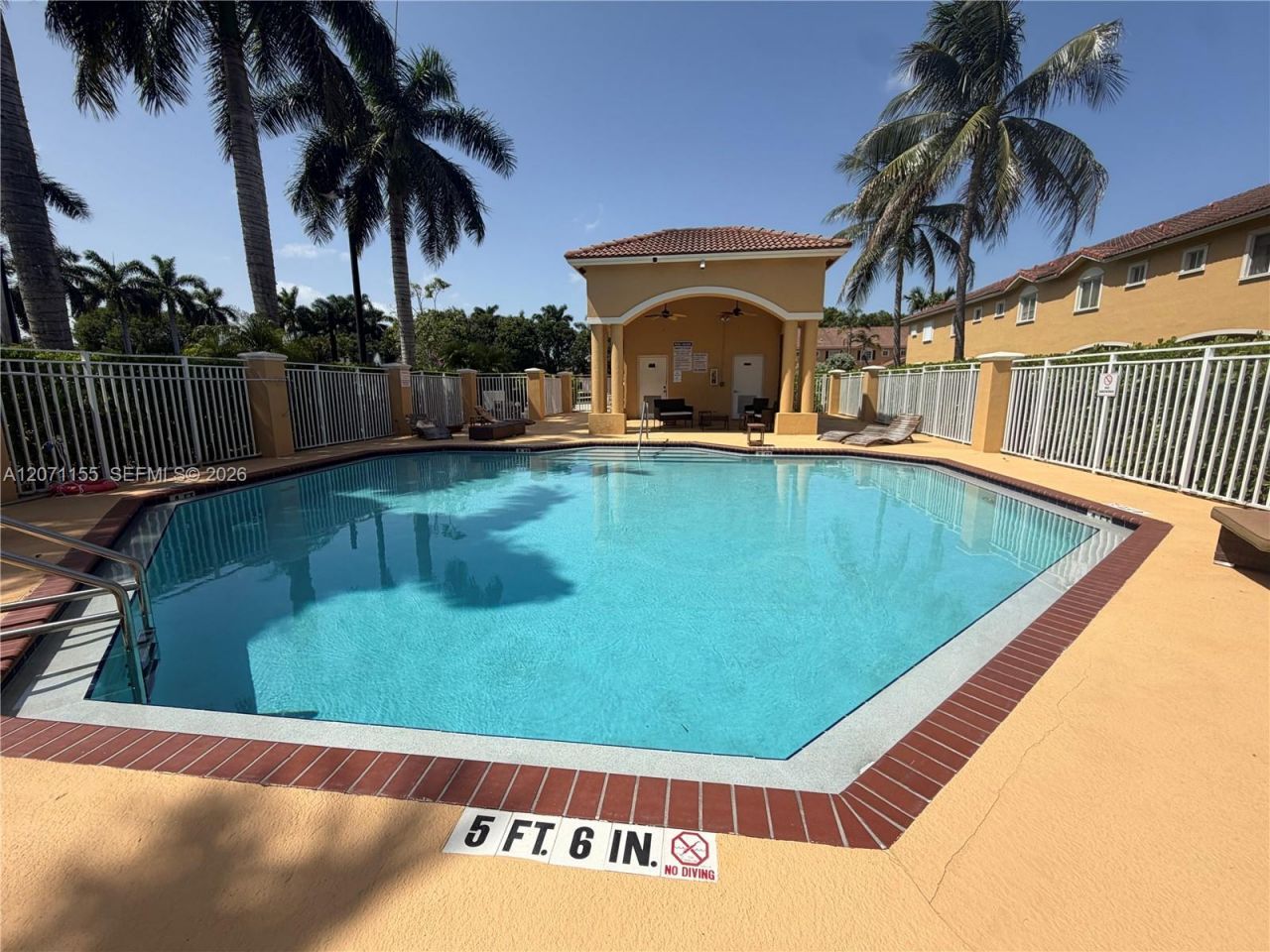 550 Saint Tropez Ln , Margate, FL 33068 Photo