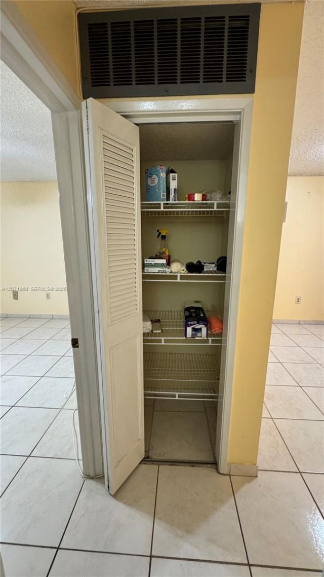 160 NE 203rd Ter , Unit E20, Miami Gardens, FL 33179 Photo