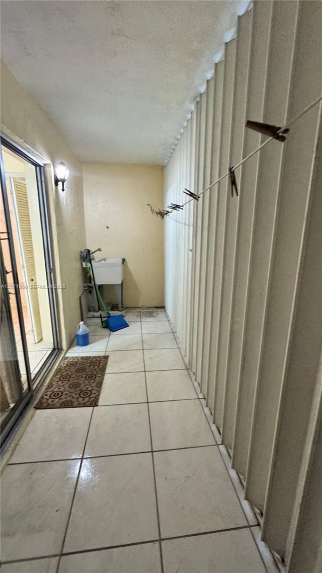 160 NE 203rd Ter , Unit E20, Miami Gardens, FL 33179 Photo