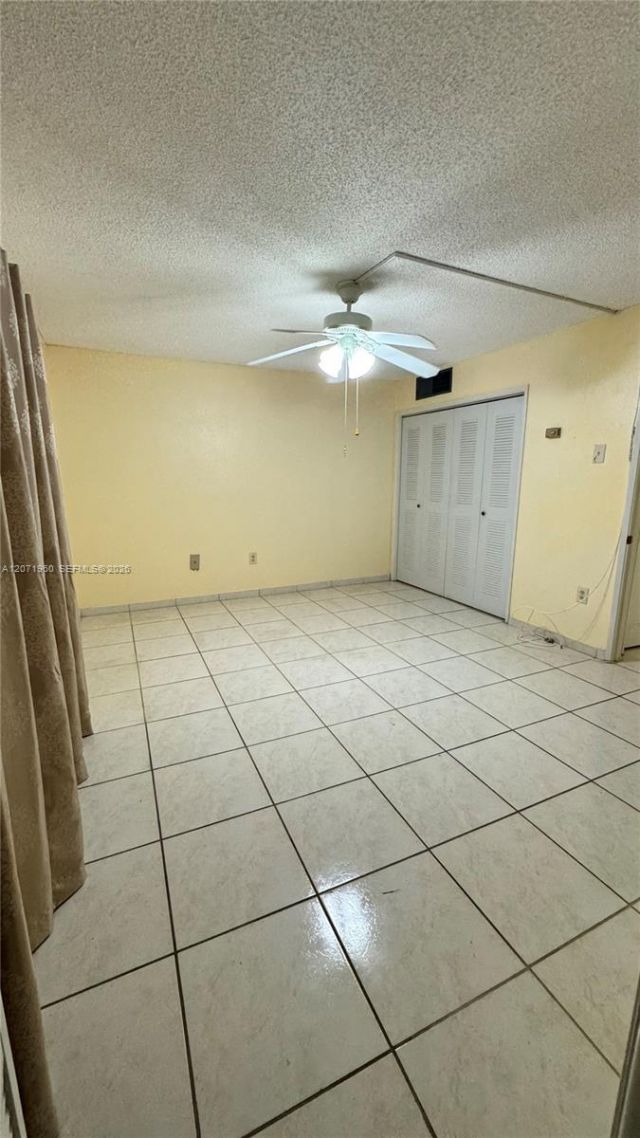 160 NE 203rd Ter , Unit E20, Miami Gardens, FL 33179 Photo