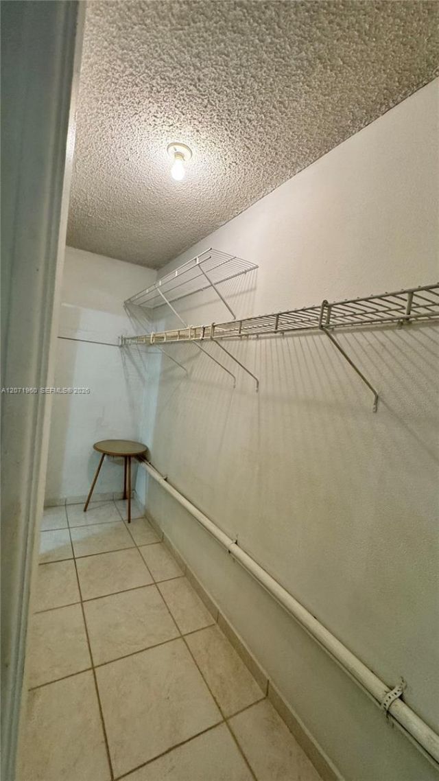 160 NE 203rd Ter , Unit E20, Miami Gardens, FL 33179 Photo