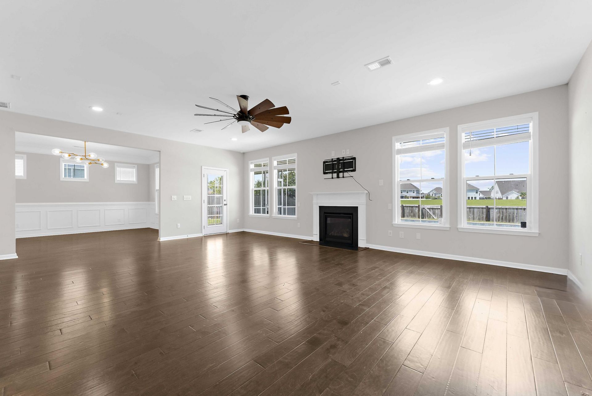 621 Sienna Way Photo 22