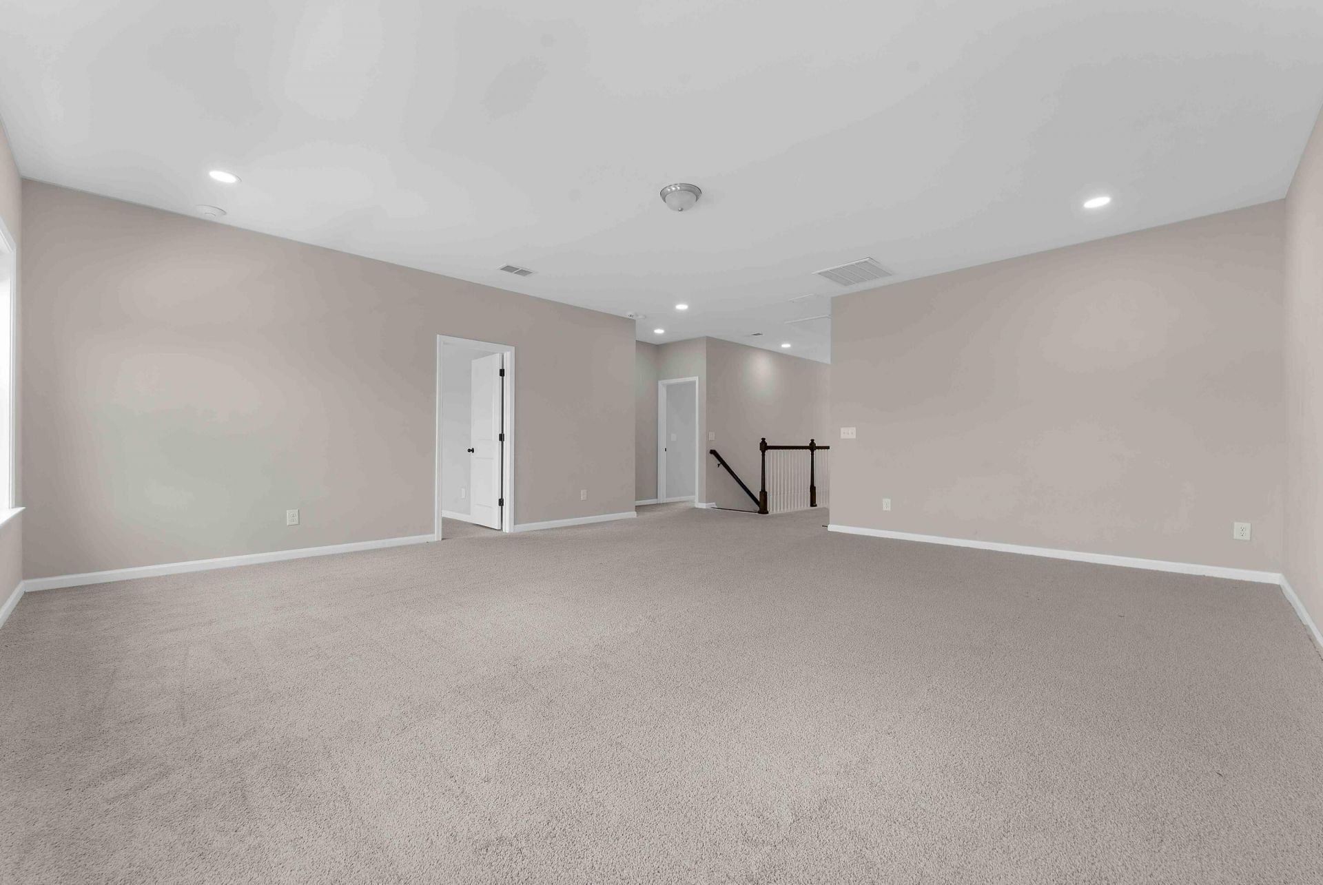 621 Sienna Way Photo 33