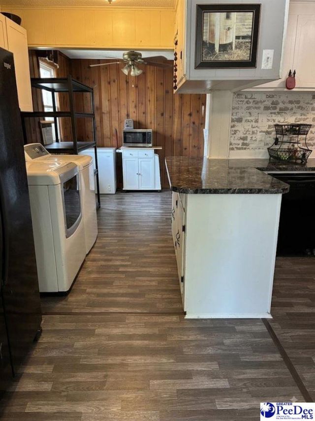 207 Stewart St Photo 4