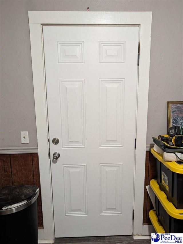 207 Stewart St Photo 6