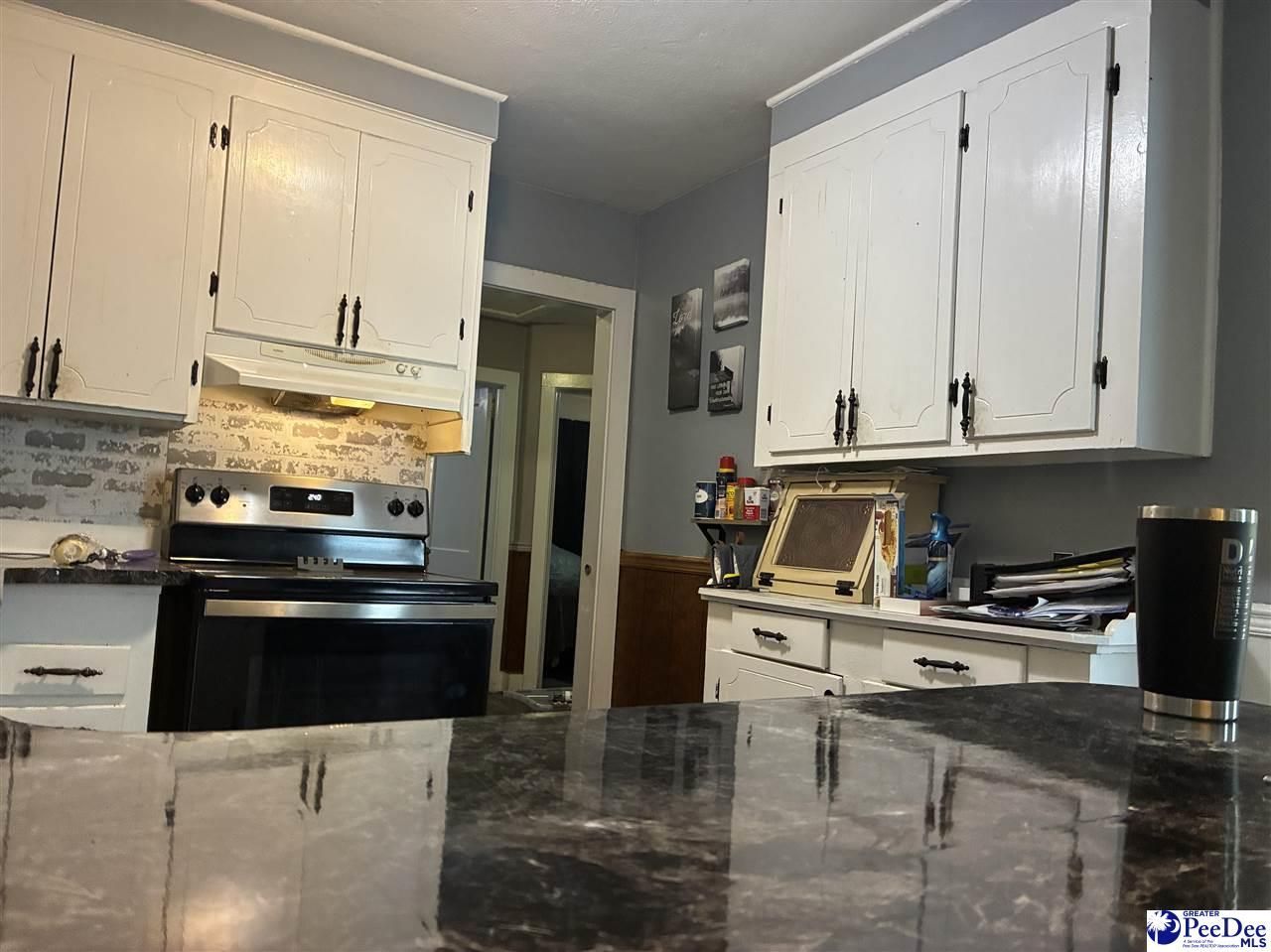 207 Stewart St Photo 7