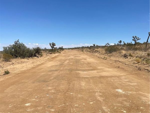 0 Vac Fort Tejon Drt Vic, Llano, CA 93544