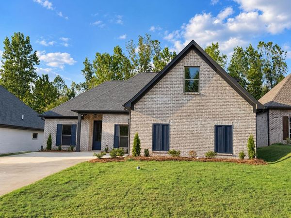 142 White Water Ln., Saltillo, MS 38866
