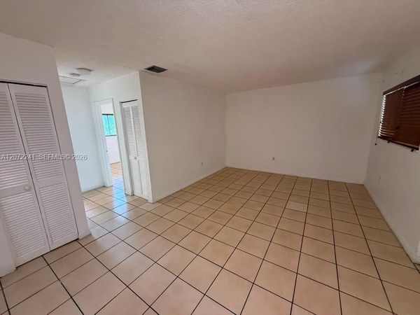 1501 W 42nd St , Unit 208, Hialeah, FL 33012