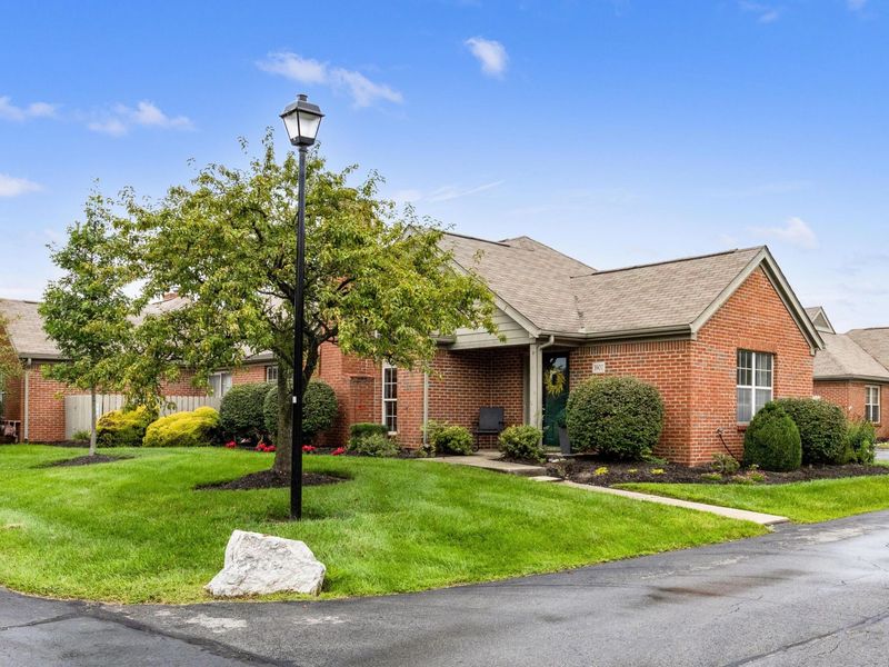 3900 Sandstone Circle , Powell, OH 43065 Photo 3