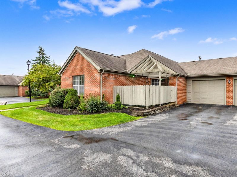 3900 Sandstone Circle , Powell, OH 43065 Photo 5