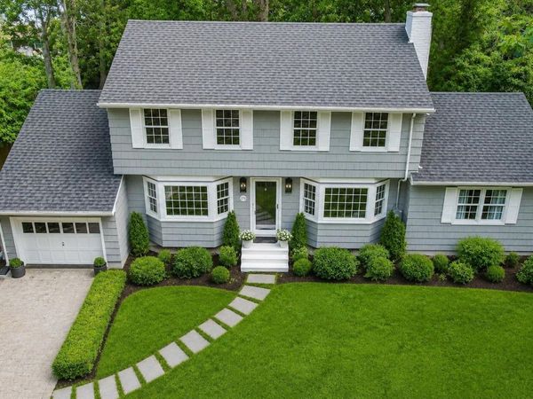 275 Pinewood Road , Cutchogue, NY 11935