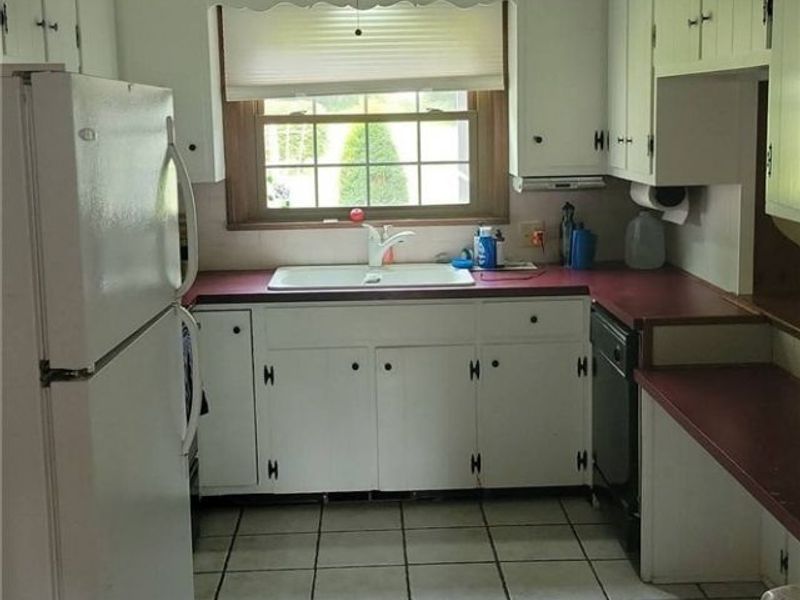 13290 Carla Ave NW, Uniontown, OH 44685 Photo 11