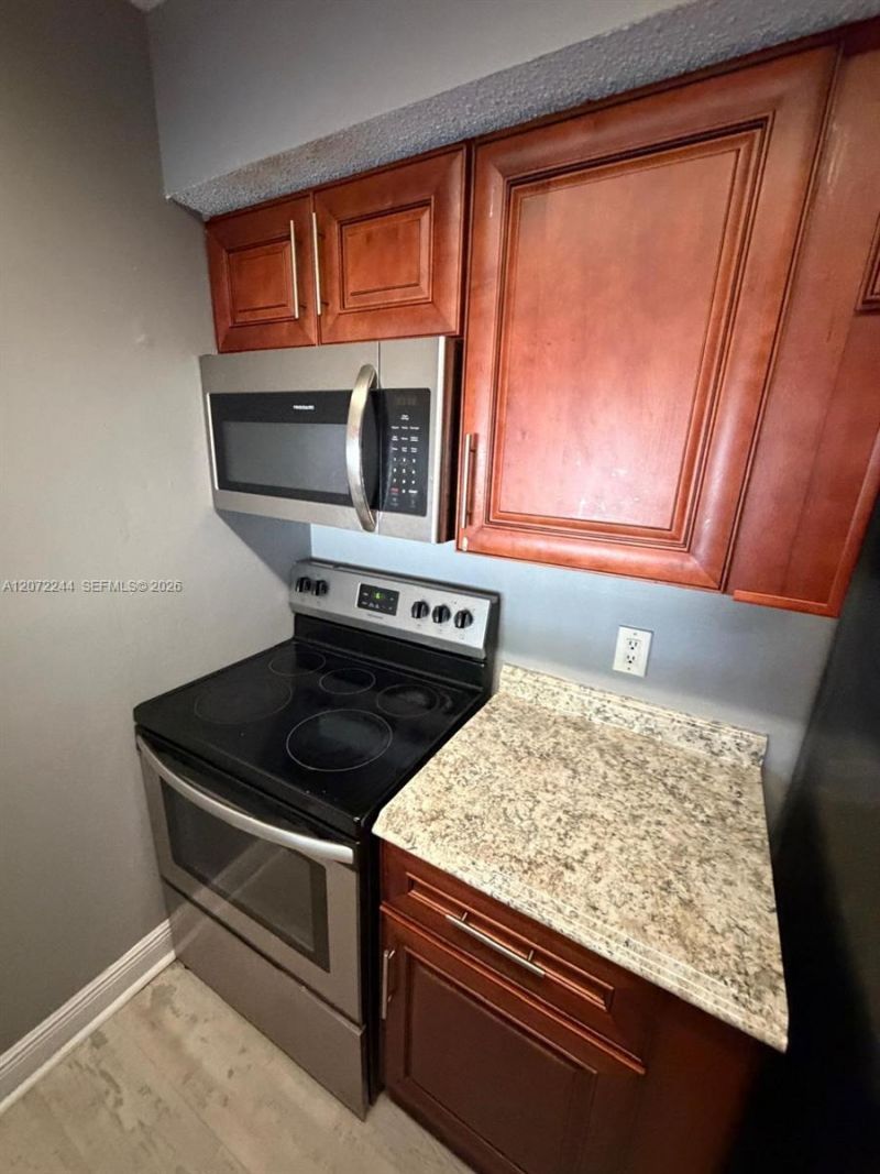 5612 Rock Island Rd , Unit 143, Tamarac, FL 33319 Photo