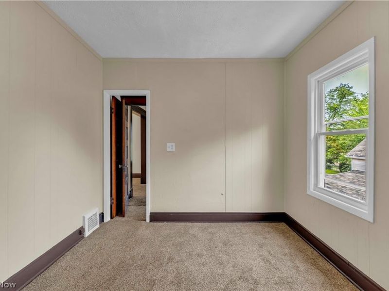 3617 E 57th Street, Unit 2/UP, Cleveland, OH 44105 Photo 13
