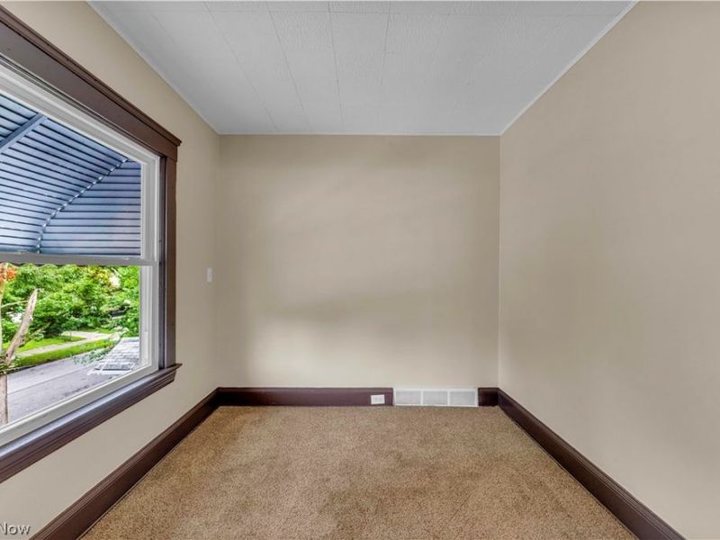 3617 E 57th Street, Unit 2/UP, Cleveland, OH 44105 Photo 14