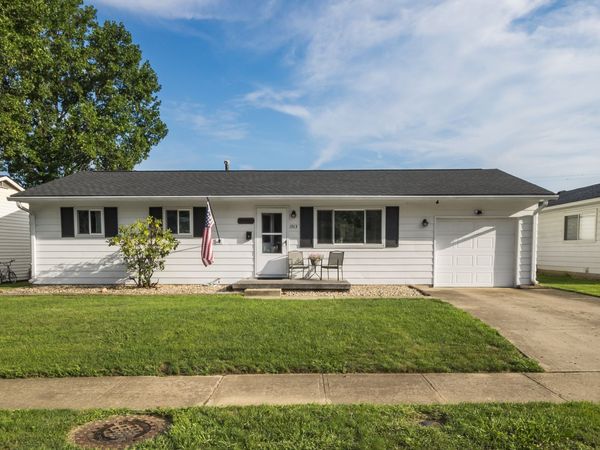 1913 Hawthorne Drive, Plainfield, IN 46168