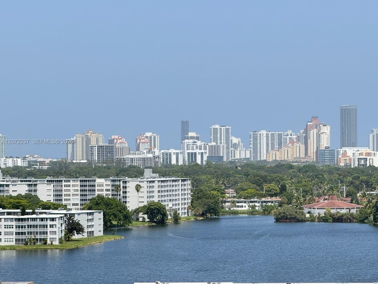 1301 NE Miami Gardens Dr , Unit 1404W, Miami, FL 33179 Photo