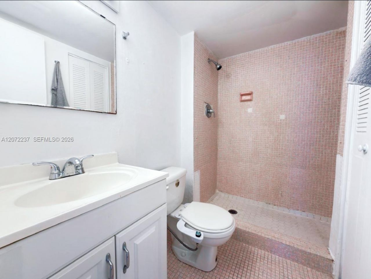 1301 NE Miami Gardens Dr , Unit 1404W, Miami, FL 33179 Photo