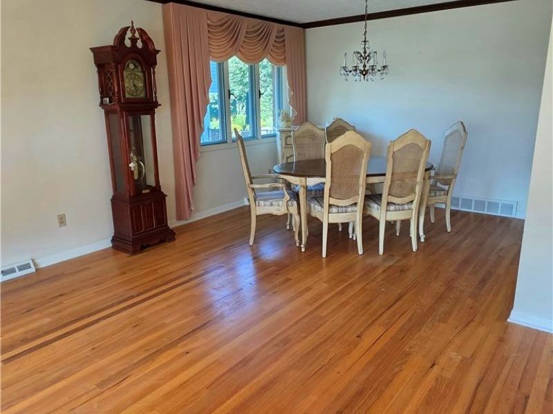 6413 Gale Drive, Independence, OH 44131 Photo 6