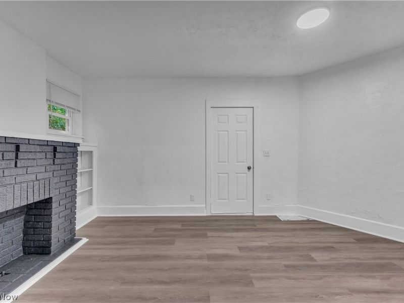 712 Roselle Avenue, Unit A/DN, Akron, OH 44307 Photo 3
