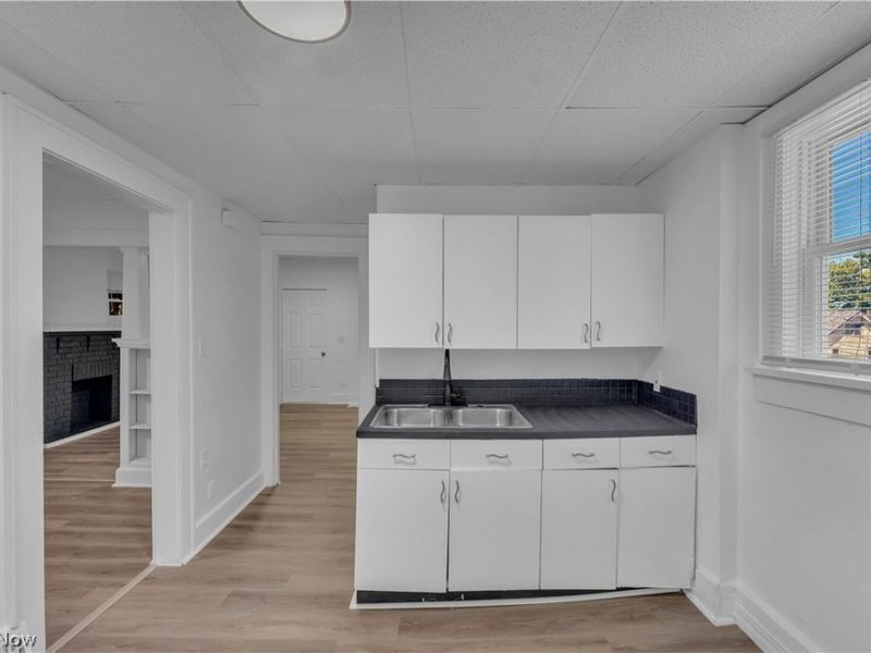712 Roselle Avenue, Unit A/DN, Akron, OH 44307 Photo 9