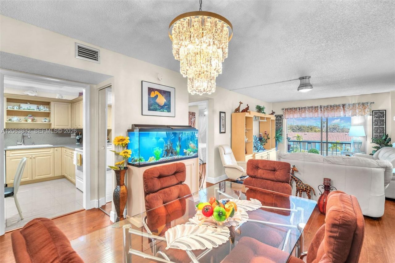4160 Inverrary Dr , Unit 308, Lauderhill, FL 33319 Photo