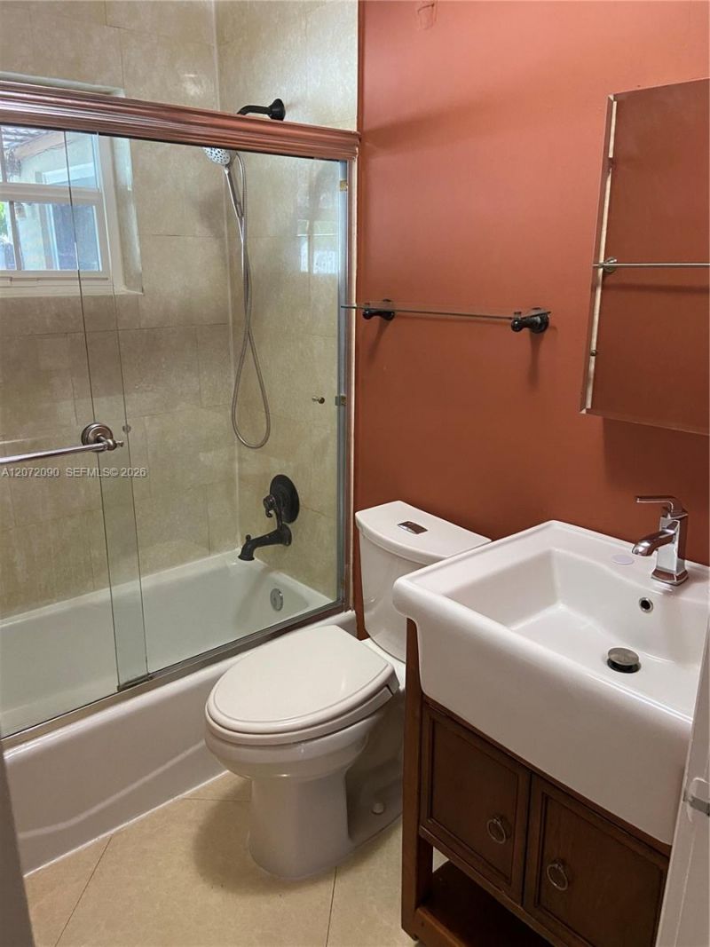 6404 SW 23rd St , Unit 1, Miramar, FL 33023 Photo