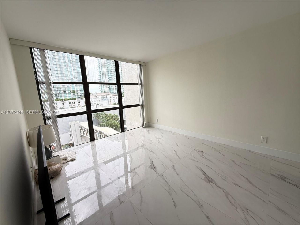 16909 N Bay Rd , Unit 817, Sunny Isles Beach, FL 33160 Photo