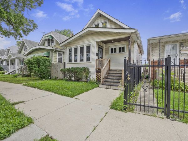 9926 S Wentworth Avenue , Chicago, IL 60628