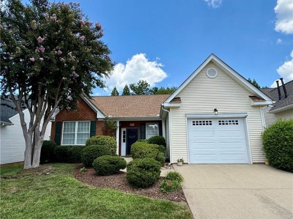 6474 Midday Lane , Mechanicsville, VA 23111