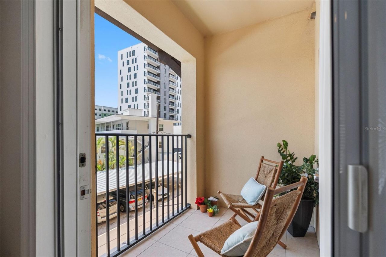 100 4th Avenue S, Unit 111, Saint Petersburg, FL 33701 Photo