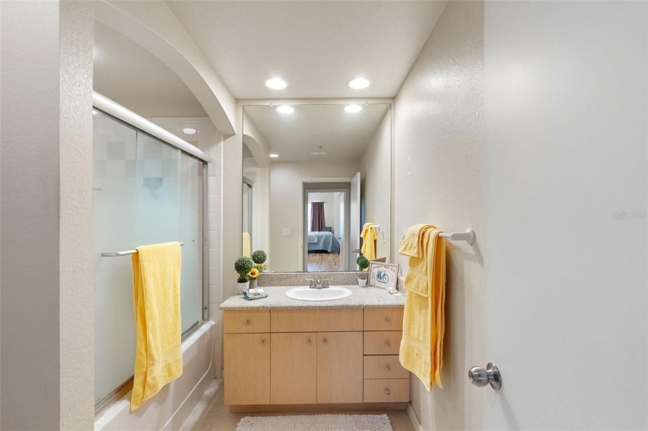 100 4th Avenue S, Unit 111, Saint Petersburg, FL 33701 Photo