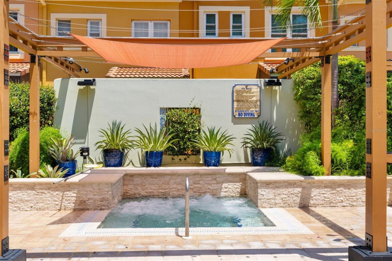 100 4th Avenue S, Unit 111, Saint Petersburg, FL 33701 Photo
