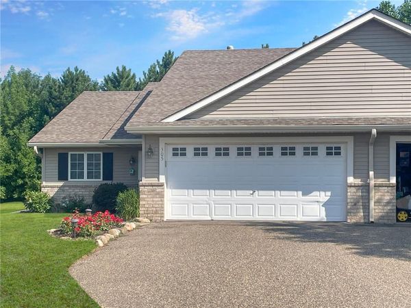 305 Wildwood Circle, Roberts, WI 54023