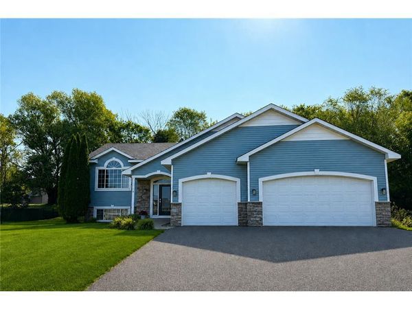 2733 Galway Court, Hudson, WI 54016