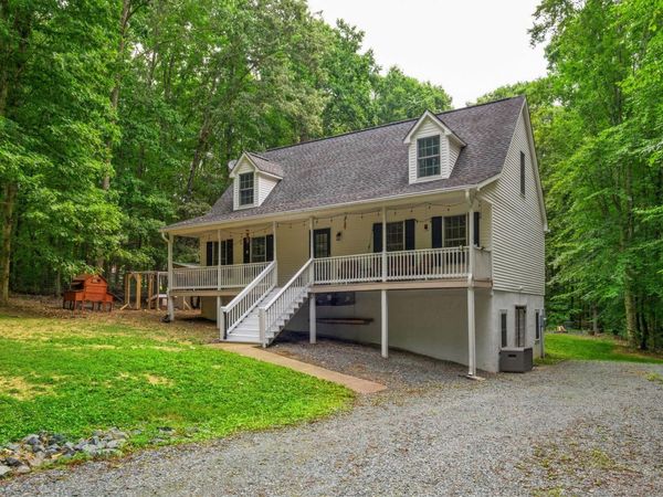 11022 S CONSTITUTION RTE , Scottsville, VA 24590