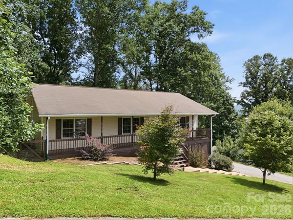16 Westwood Drive, Candler, NC 28715