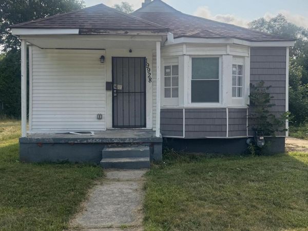 19928 Annott Avenue, Detroit, MI 48205