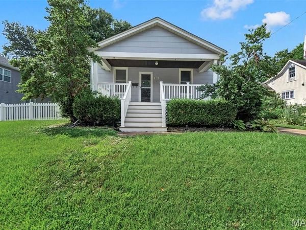 720 Landscape Avenue, Webster Groves, MO 63119