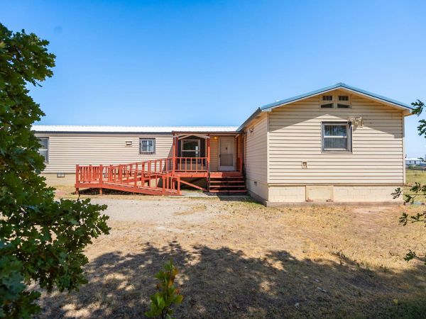 8 Rancherita Street , Los Lunas, NM 87031