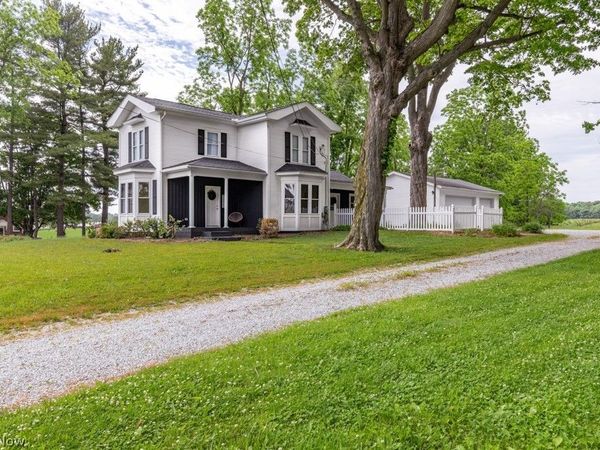 7377 Pontius Street NE, Hartville, OH 44632