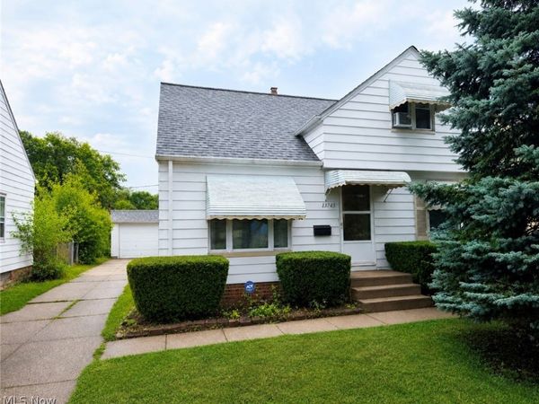 13745 Hathaway Road , Garfield Heights, OH 44125