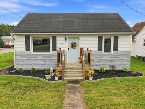 1318 10th Street, Vienna, WV 26105
