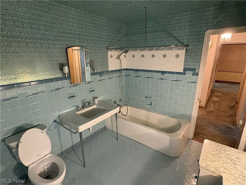 6471 Olde York Road , Parma Heights, OH 44130 Photo 18
