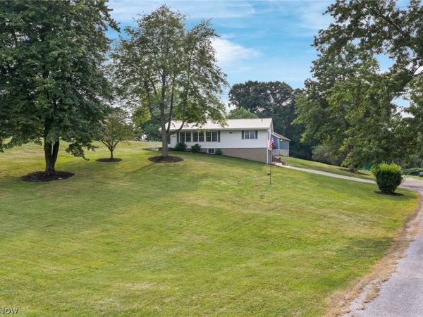 8035 High Mill Avenue NW, Canal Fulton, OH 44614