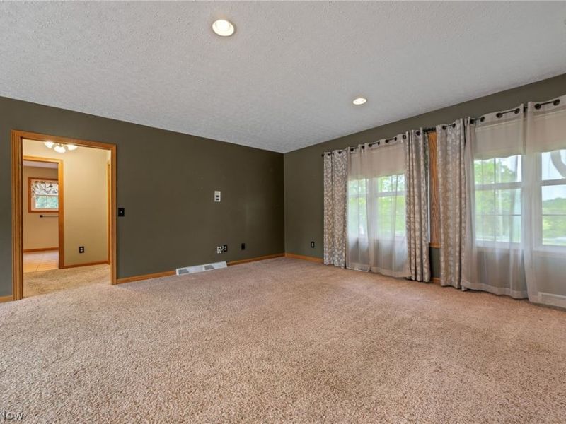 8035 High Mill Avenue NW, Canal Fulton, OH 44614 Photo 16