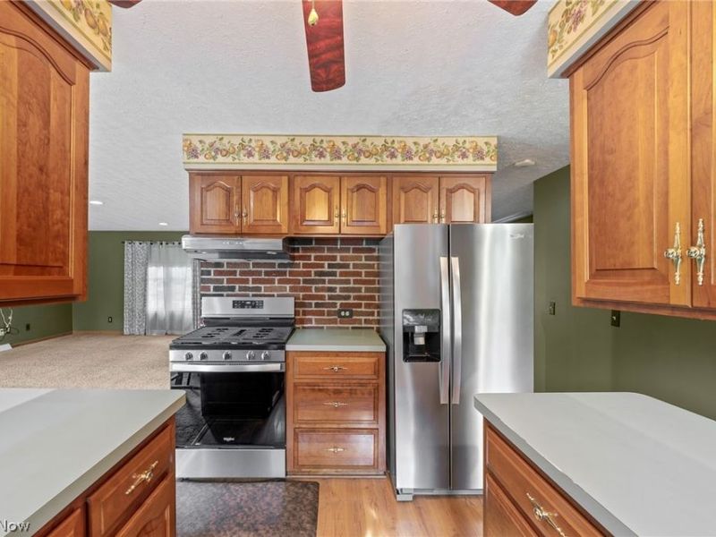 8035 High Mill Avenue NW, Canal Fulton, OH 44614 Photo 21